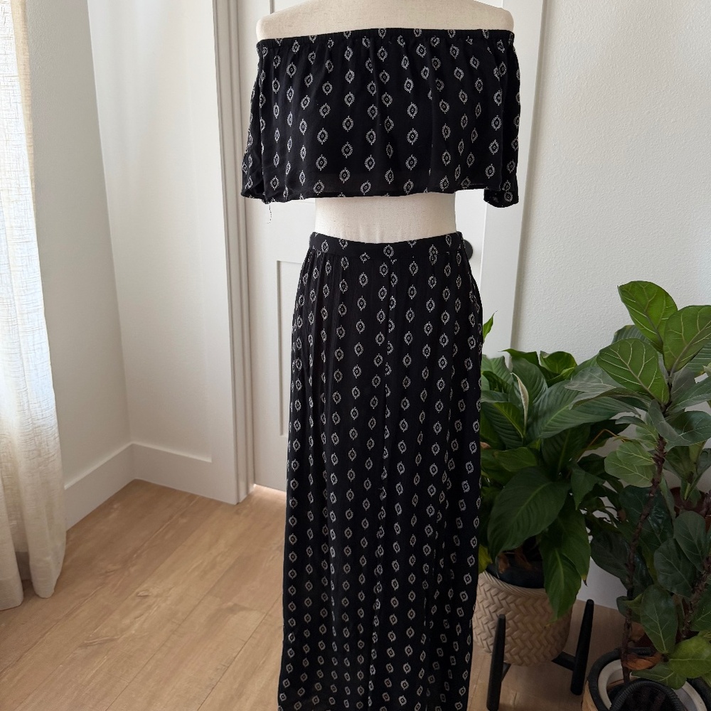 Earthbound crop top matching skirt